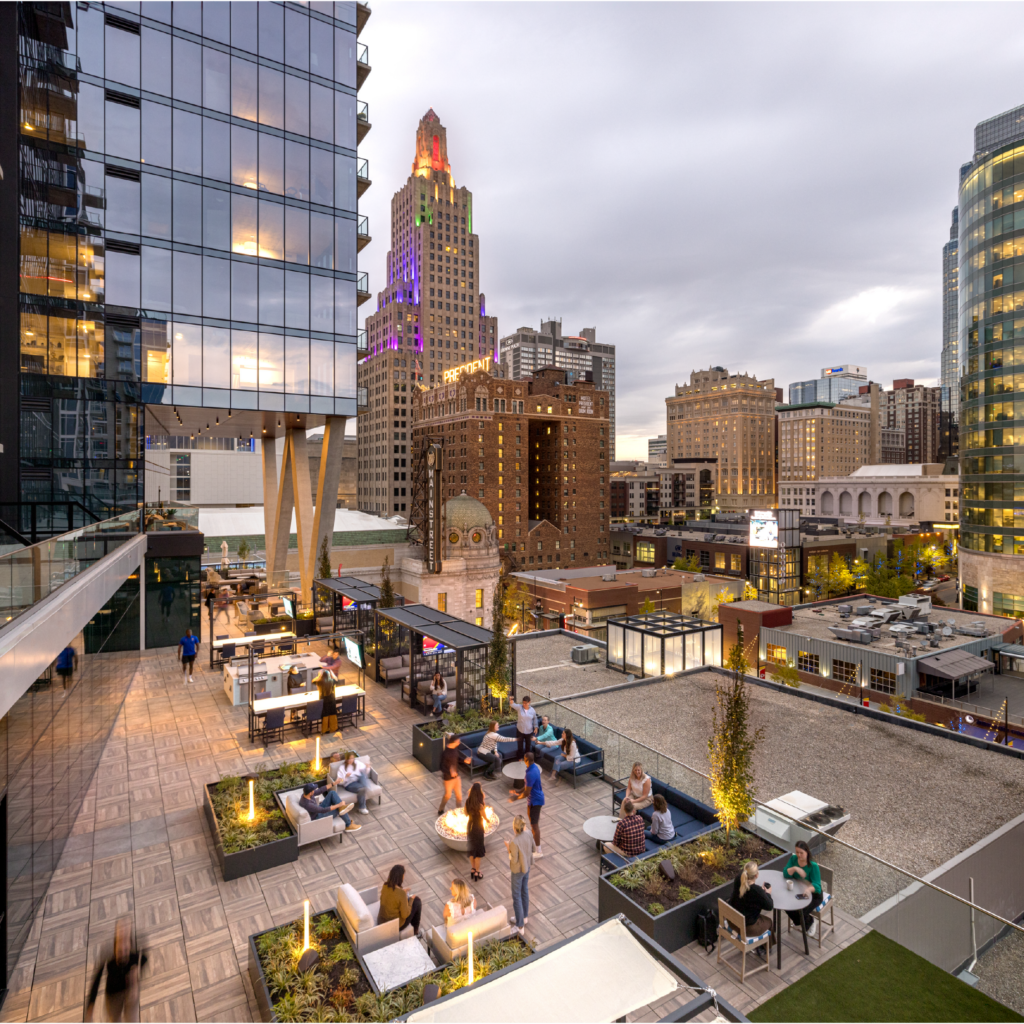 The outdoor terrace amenity space at Three Light Luxury apartments with sprawling views of Downtown Kansas City, Missouri.